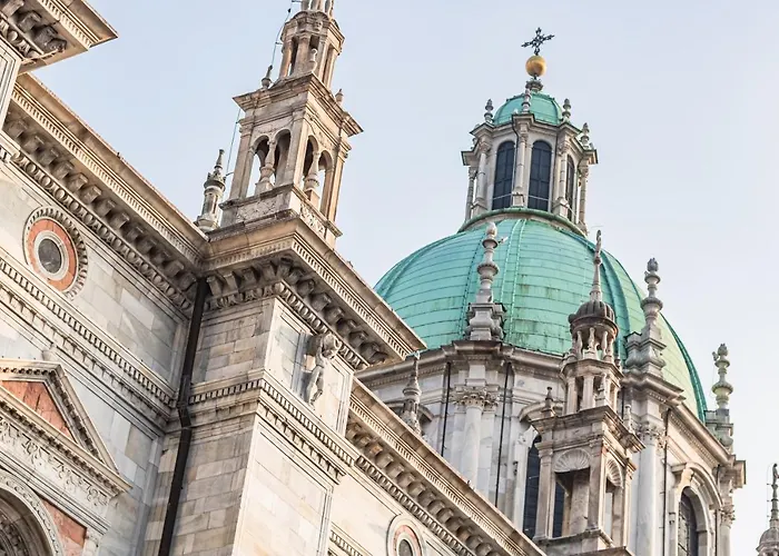 5 Min Historic Center Luxury White Lotus Mansion Como