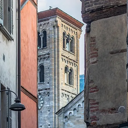 דירה 5 Min Historic Center Luxury White Lotus Mansion קומו