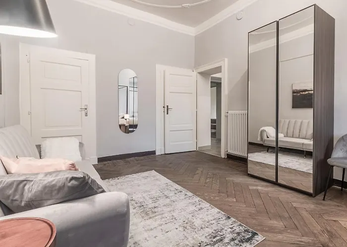 5 Min Historic Center Luxury White Lotus Mansion Комо